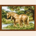 Набор для вышивания нитками РИОЛИС "Лошадь с жеребёнком"